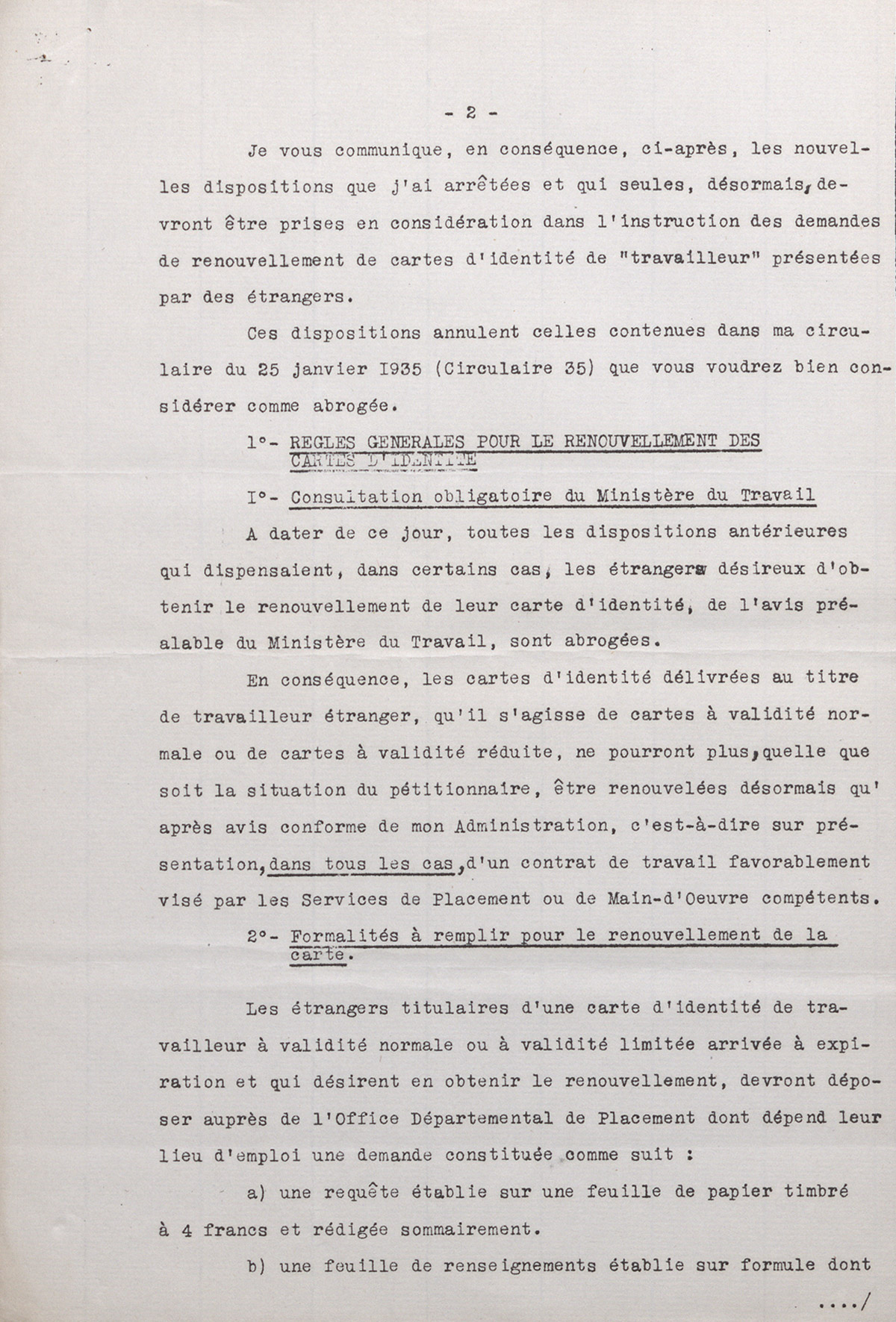 Fiche de renseignements émanant du Ministère du travail accompagnée d'une lettre confidentielle du Ministre du travail sur le renouvellement des cartes d'identité des travailleurs étrangers, 12 février 1935