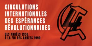 Affiche de l'événement avec le titre et le logo de la 4e internationale, une faucille et un marteau et le chiffre 4, sur fond rouge